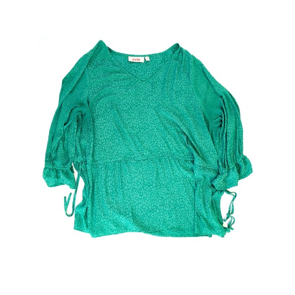 EVRI Tops - EVRI Green Leopard Blouse - Women's XL - Jacquard Peplum V-Neck Ruffle Sleeve
